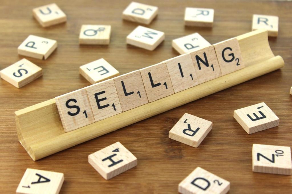 Selling Custom-Made Jewellery Online