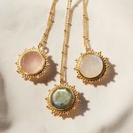 What are the benefits of wearing gemstone jewellery daily?